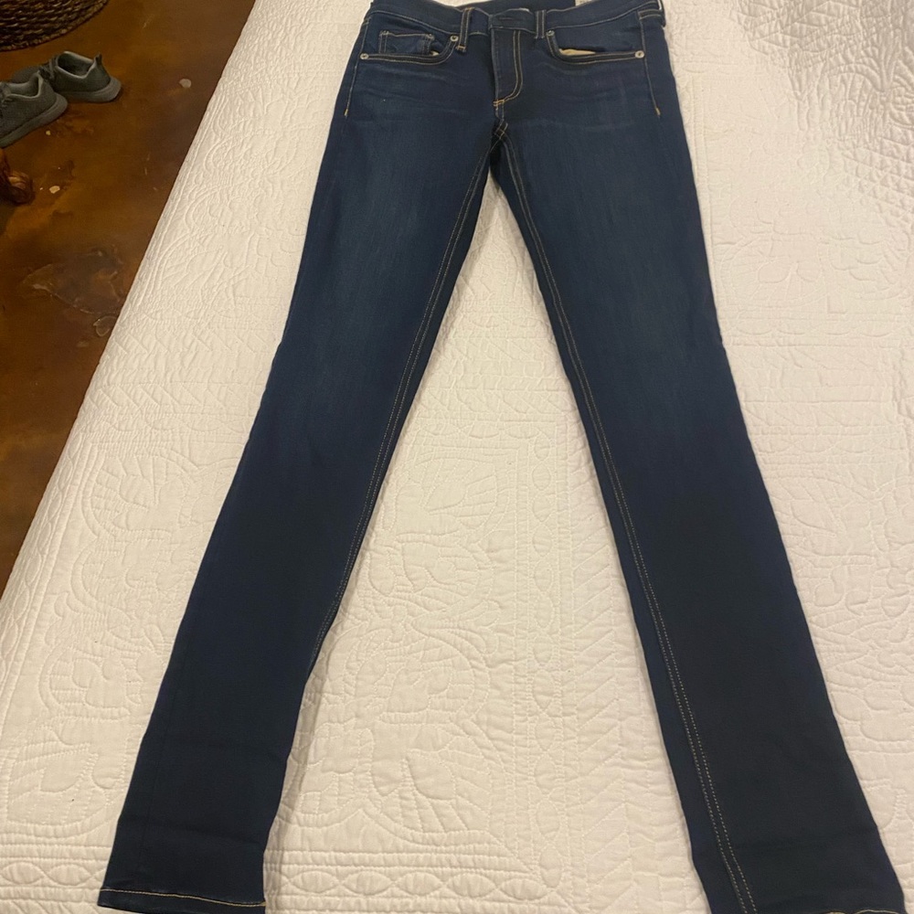 Skinny jeans